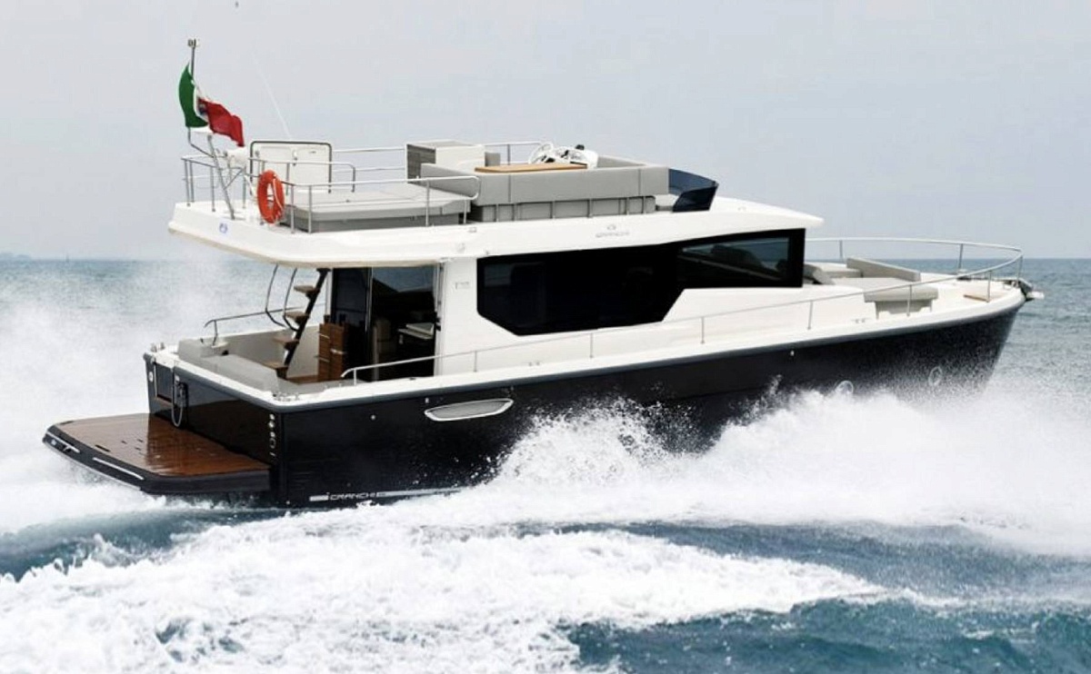 Аренда яхты Cranchi 43 Eco Trawler на Сардинии, Италия, Франция